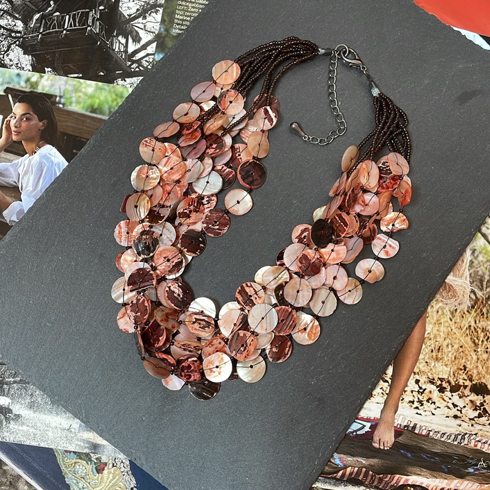 Red wine oyster shell necklace